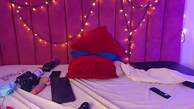 RominaaReyes's cam snapshot