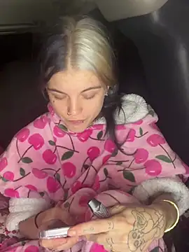 ittybittymeryssa's cam snapshot