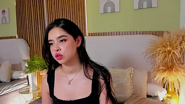 CristalMayson's cam snapshot