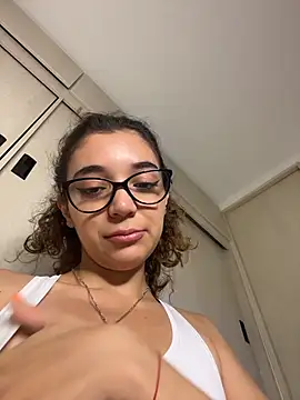 uniquerossie's cam snapshot