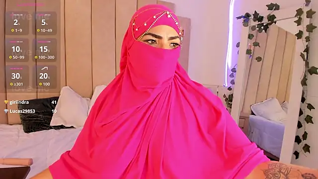 _naylaa_'s cam snapshot