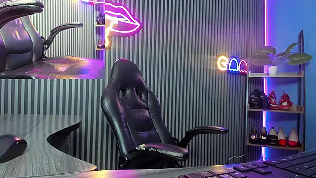 Thecrazyadams_'s cam snapshot