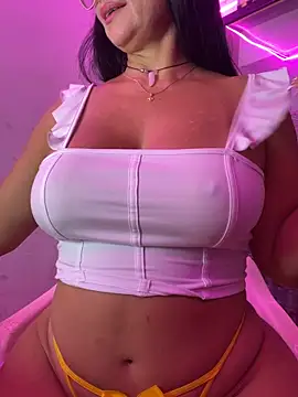 Hot_beauty__'s cam snapshot