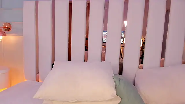 selene_phmoon's cam snapshot