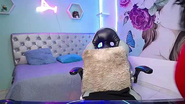 nicol_ross19's cam snapshot