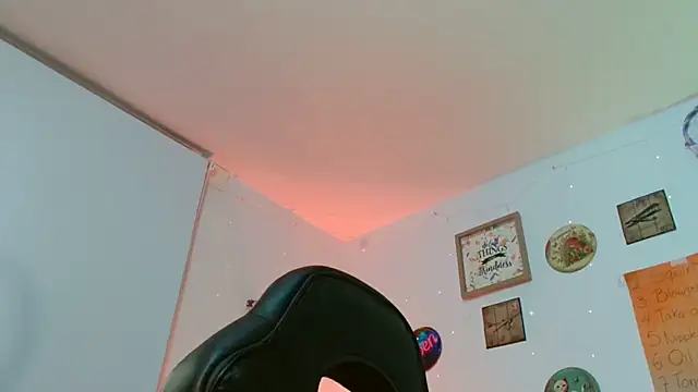 Catamilf77's cam snapshot