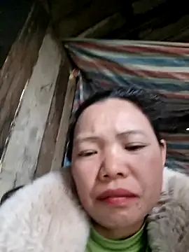 miomio-12 live sex cam