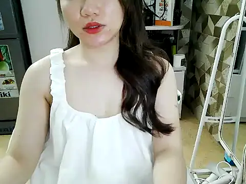 Amy8386 live sex cam