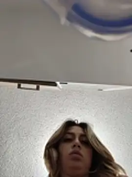 BellaDonna_16's cam snapshot