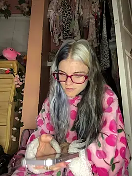 ittybittymeryssa's cam snapshot