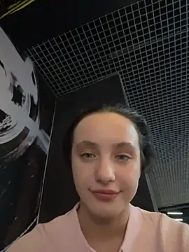 MiaTee's cam snapshot