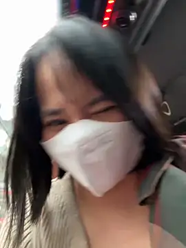 May-Squirt live sex cam