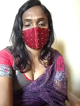 Queen-dhivya's cam snapshot