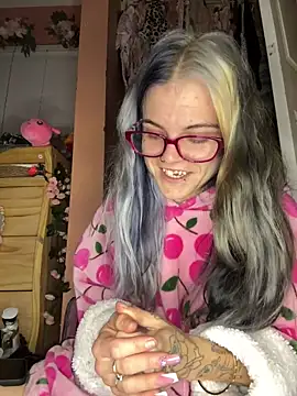 ittybittymeryssa's cam snapshot