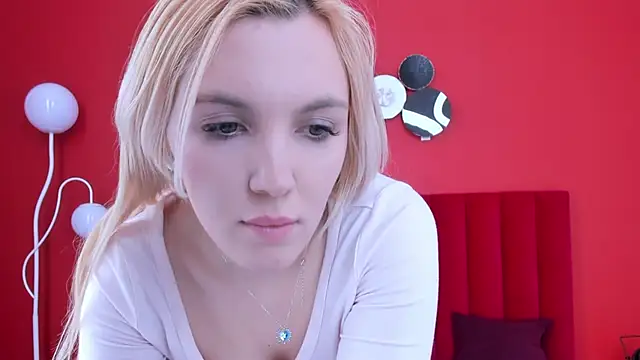 Fluffy_Monica's cam snapshot