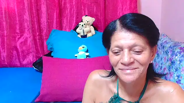 SLUTTYROXY's cam snapshot