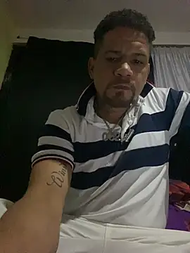 Dominicanobb live sex cam