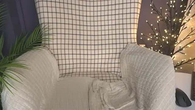 LisaRose's cam snapshot