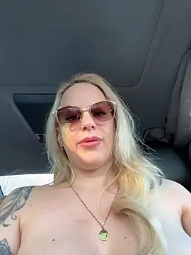 June695_'s cam snapshot