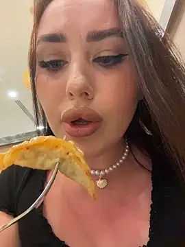 KiraSunshine's cam snapshot