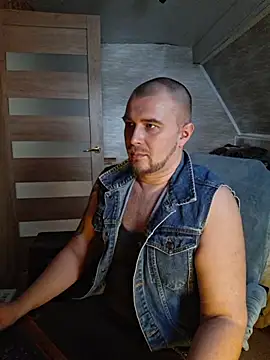 Foxyshaved live sex cam