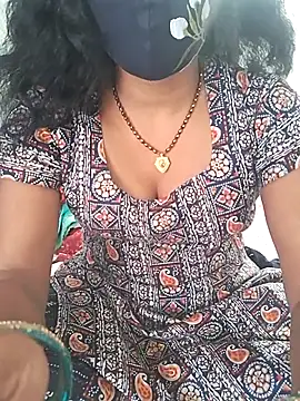 Hotty_pooja_07's cam snapshot