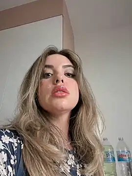 Alirawrz live sex cam