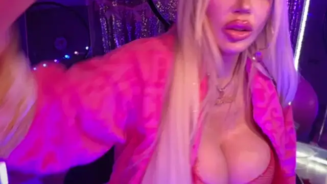 bimbotwerkqueen live sex cam
