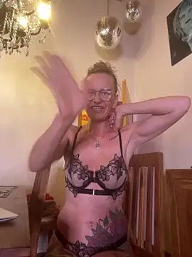 LucyLingerie78 live sex cam