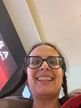 NataKitten live sex cam