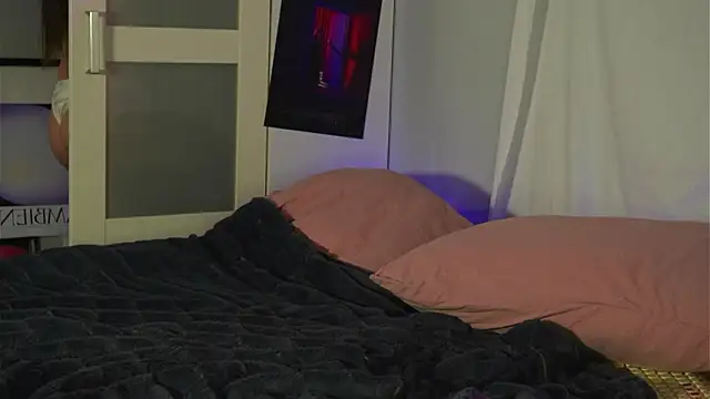 Murmella's cam snapshot