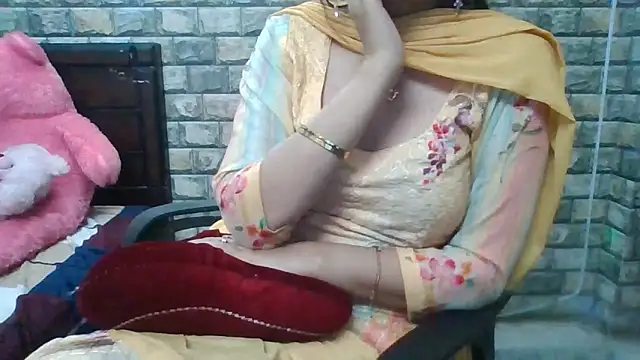 Sexy_iknoor's cam snapshot