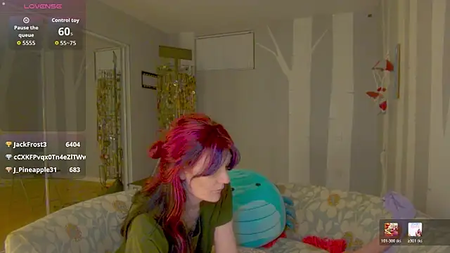 YourFavCanadianMILF's cam snapshot