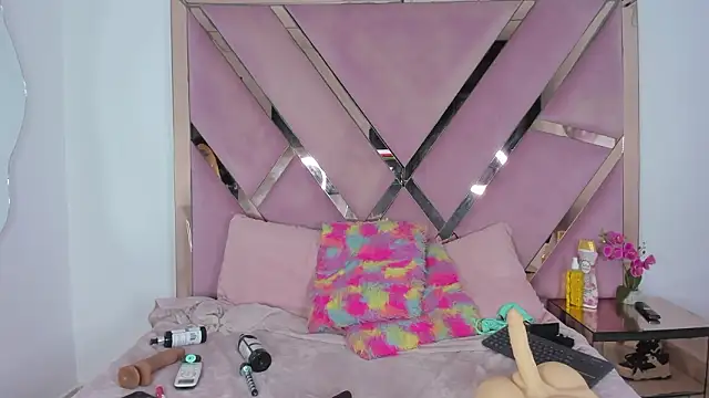 Freyaht's cam snapshot