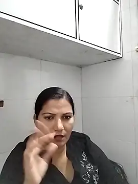 Loveina_horny's cam snapshot