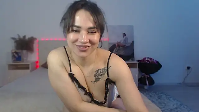 RoxannePure's cam snapshot