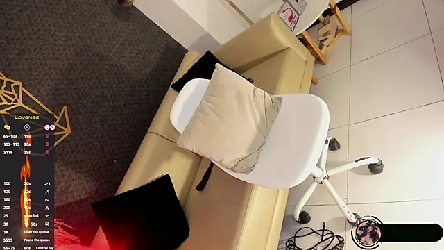 Katia_fire's cam snapshot