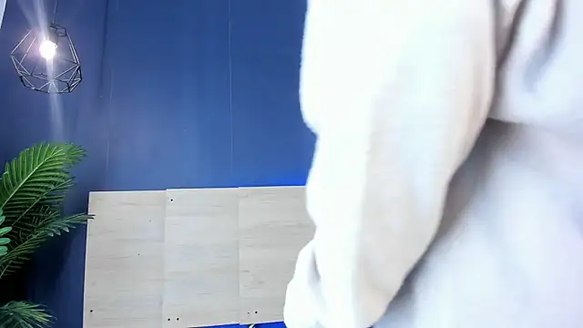 GrettaRouse's cam snapshot