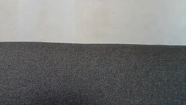 Sexy-queen99xx's cam snapshot