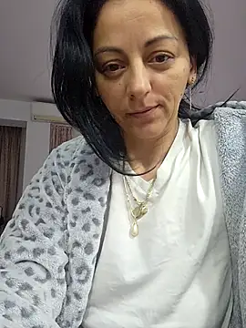 bruneta_sexy23 live sex cam