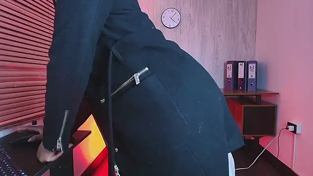 AuroraBrow's cam snapshot