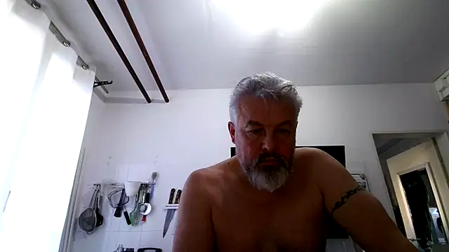Berg_Boy live sex cam