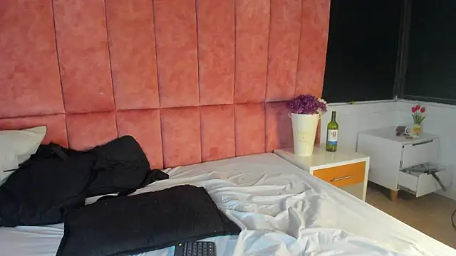 HellAndDante_ live sex cam
