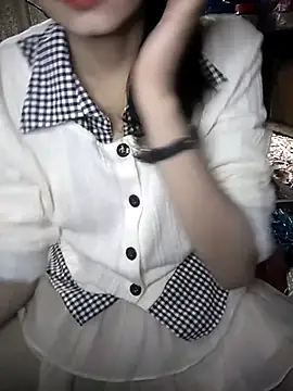 -Nicole-e live sex cam