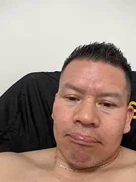 Manu0586 live sex cam