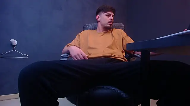 EnzoRace's cam snapshot