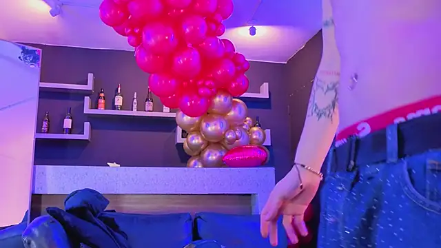 nova_salvatore live sex cam