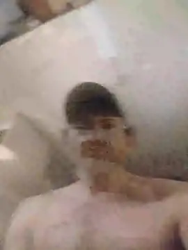 ROBERT0516 live sex cam