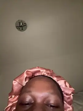 Boneca25 live sex cam