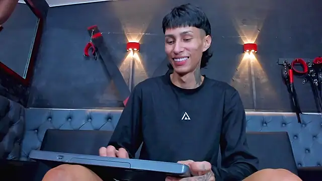 Daniel_Deluc77's cam snapshot